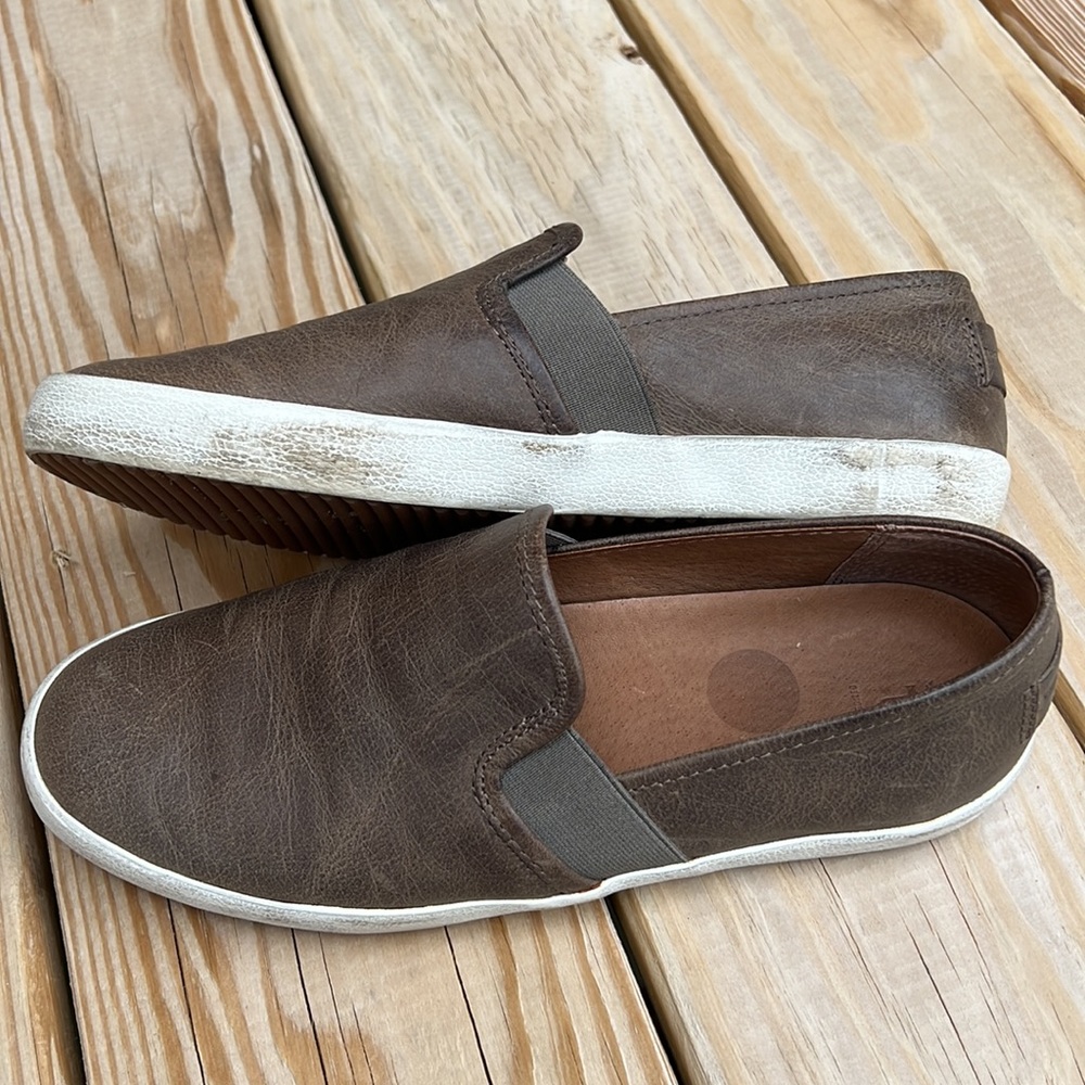 Frye Dylan Slip On Sneakers - Ash, size 9 - Picture 10 of 16